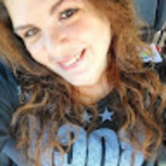 Meet your Posher, Ana - Picture 1 of 1